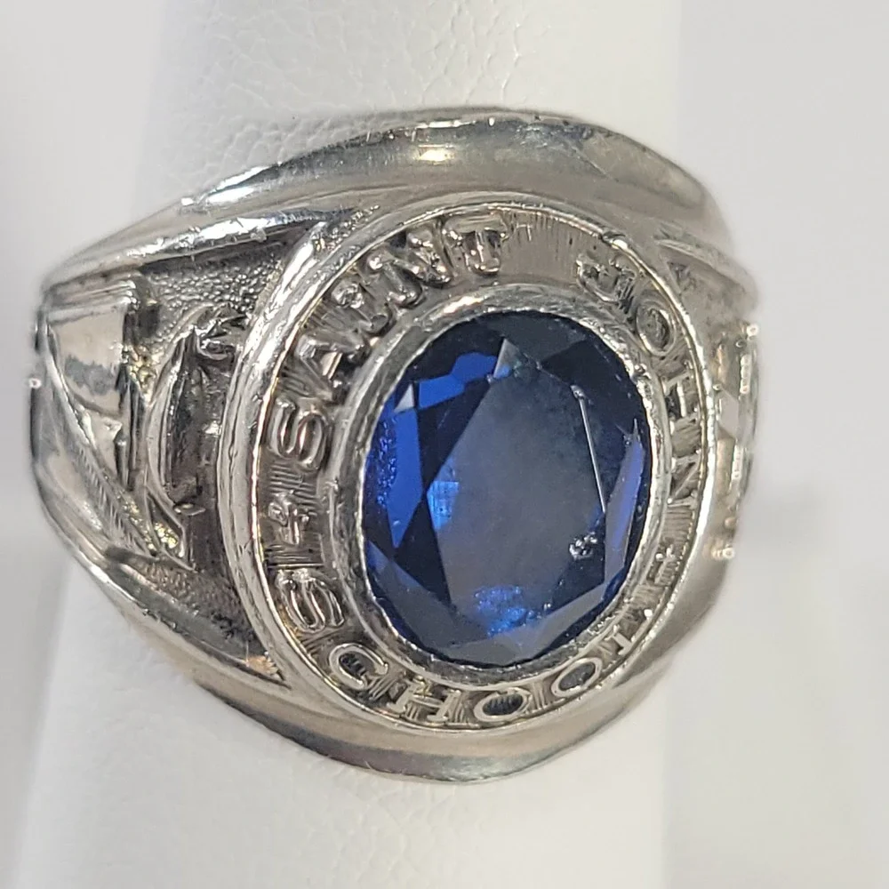 Sterling Silver Saint John School Class Ring 1968 Men Size 8 Blue Spinel 925